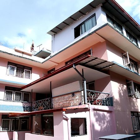 Mitra Garden Inn Katmandu Dış mekan fotoğraf