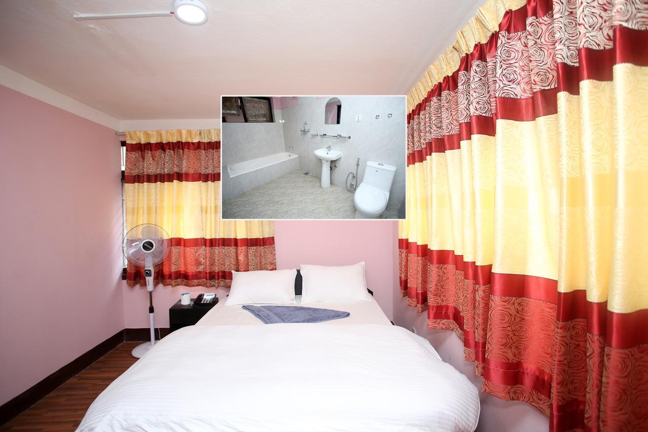Mitra Garden Inn Katmandu Dış mekan fotoğraf
